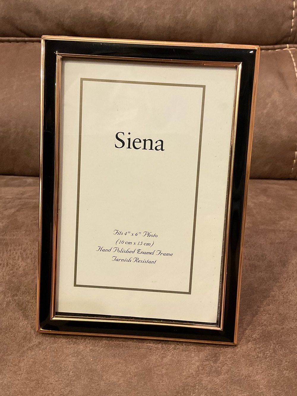Siena Black Enamel Gold Picture Frame 4x6
